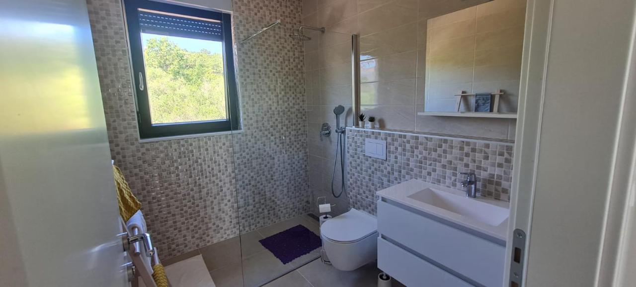 Apartmani Mariosa Vrbnik Exterior foto